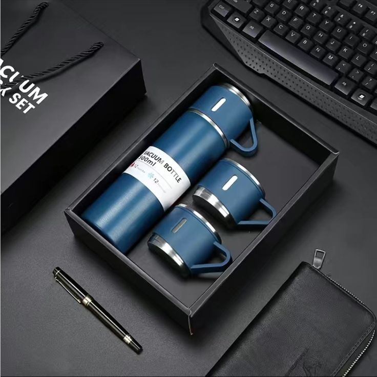 Premium Stainless Steel Vacuum Flask Set- Blue Color
